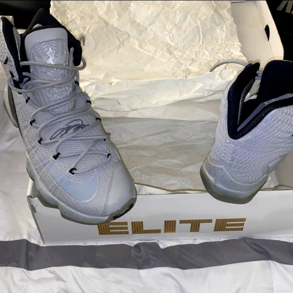 Lebron James XIII Elite Limited Edition